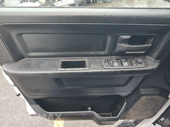 2022 Ram 1500 Classic Tradesman Extended Cab Medium Bed - miniatura 9