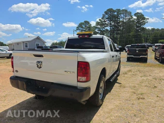 2022 Ram 1500 Classic Tradesman Extended Cab Medium Bed - miniatura 3