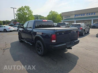 2022 Ram 1500 Classic Warlock Crew Cab Short Bed - miniatura 2