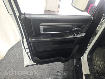 2022 Ram 1500 Classic Warlock Crew Cab Short Bed - miniatura 9