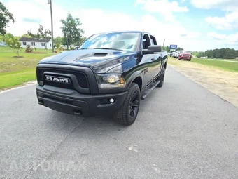 2022 Ram 1500 Classic Warlock Crew Cab Short Bed - samochód z USA z aukcji Manheim, oferta Kup Teraz w AUTOMAX