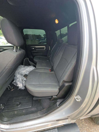 2022 Ram 1500 Classic Warlock Crew Cab Short Bed - miniatura 10