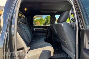 2022 Ram 1500 Classic Warlock Crew Cab Short Bed - miniatura 17