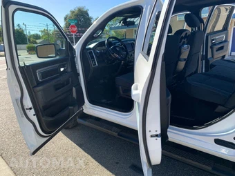 2022 Ram 1500 Classic Warlock Crew Cab Short Bed - miniatura 11