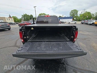 2022 Ram 1500 Classic Warlock Crew Cab Short Bed - miniatura 11