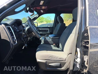2022 Ram 1500 Classic Warlock Extended Cab Medium Bed - miniatura 7
