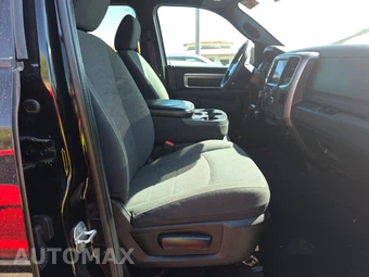 2022 Ram 1500 Classic Warlock Extended Cab Medium Bed - miniatura 8