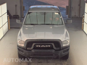 2022 Ram 1500 Classic Warlock Extended Cab Medium Bed - miniatura 2
