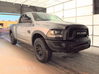 2022 Ram 1500 Classic Warlock Extended Cab Medium Bed - miniatura 3