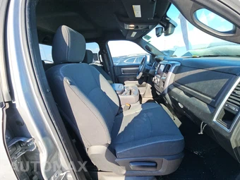 2022 Ram 1500 Classic Warlock Extended Cab Medium Bed - miniatura 8