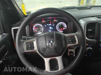 2022 Ram 1500 Classic Warlock Extended Cab Medium Bed - miniatura 10