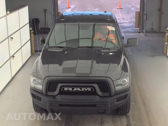 2022 Ram 1500 Classic Warlock Extended Cab Medium Bed - miniatura 2