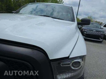2022 Ram 1500 Classic Warlock Extended Cab Medium Bed - miniatura 2