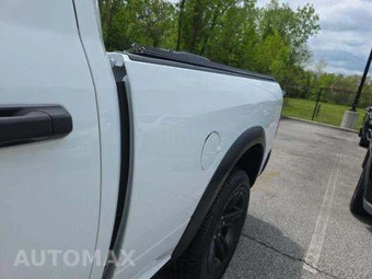 2022 Ram 1500 Classic Warlock Extended Cab Medium Bed - miniatura 3