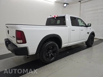 2022 Ram 1500 Classic Warlock Extended Cab Medium Bed - miniatura 4