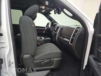 2022 Ram 1500 Classic Warlock Extended Cab Medium Bed - miniatura 8