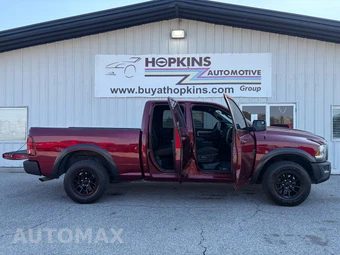 2022 Ram 1500 Classic Warlock Extended Cab Medium Bed - miniatura 16
