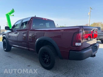 2022 Ram 1500 Classic Warlock Extended Cab Medium Bed - miniatura 5