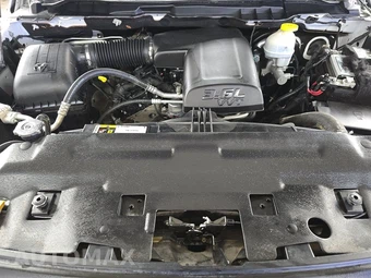 2022 Ram 1500 Classic Warlock Extended Cab Medium Bed - miniatura 15