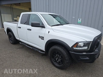 2022 Ram 1500 Classic Warlock Extended Cab Medium Bed - miniatura 3