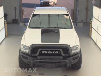 2022 Ram 1500 Classic Warlock Extended Cab Medium Bed - miniatura 2