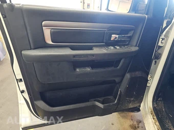 2022 Ram 1500 Classic Warlock Extended Cab Medium Bed - miniatura 9