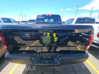 2022 Ram 1500 Classic Warlock Extended Cab Medium Bed - miniatura 5