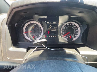 2022 Ram 1500 Classic Warlock Extended Cab Medium Bed – miniatura 12