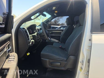 2022 Ram 1500 Classic Warlock Extended Cab Medium Bed – miniatura 7
