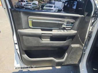 2022 Ram 1500 Classic Warlock Extended Cab Medium Bed – miniatura 9