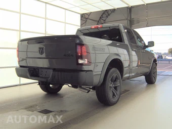 2022 Ram 1500 Classic Warlock Extended Cab Medium Bed - miniatura 4