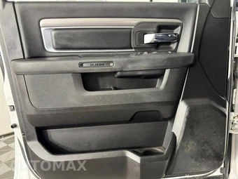 2022 Ram 1500 Classic Warlock Extended Cab Medium Bed - miniatura 33
