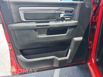 2022 Ram 1500 Classic Warlock Extended Cab Medium Bed - miniatura 9