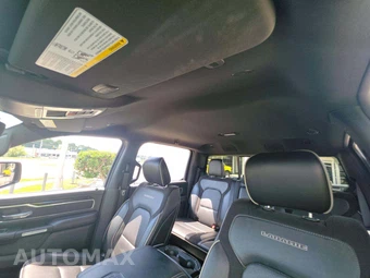 2022 Ram 1500 Laramie Crew Cab Medium Bed - miniatura 11