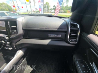 2022 Ram 1500 Laramie Crew Cab Medium Bed - miniatura 19