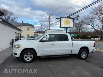 2022 Ram 1500 Laramie Crew Cab Medium Bed - miniatura 4
