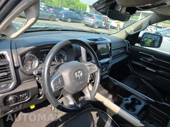 2022 Ram 1500 Laramie Crew Cab Medium Bed - miniatura 11