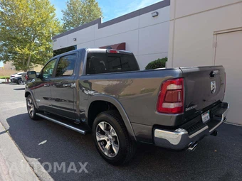 2022 Ram 1500 Laramie Crew Cab Short Bed - miniatura 2