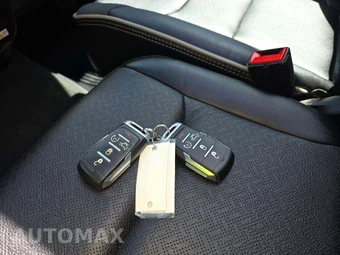 2022 Ram 1500 Laramie Crew Cab Short Bed - miniatura 8
