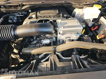 2022 Ram 1500 Laramie Crew Cab Short Bed - miniatura 15