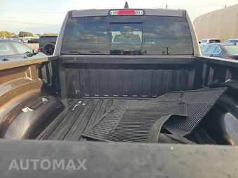 2022 Ram 1500 Laramie Crew Cab Short Bed - miniatura 16
