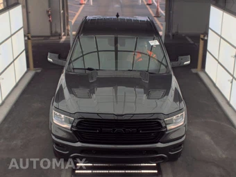 2022 Ram 1500 Laramie Crew Cab Short Bed - miniatura 2