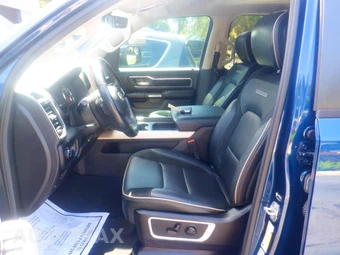 2022 Ram 1500 Laramie Crew Cab Short Bed - miniatura 6