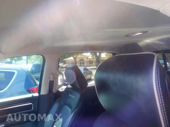 2022 Ram 1500 Laramie Crew Cab Short Bed - miniatura 7