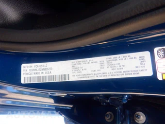 2022 Ram 1500 Laramie Crew Cab Short Bed - miniatura 8