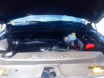 2022 Ram 1500 Laramie Crew Cab Short Bed - miniatura 9