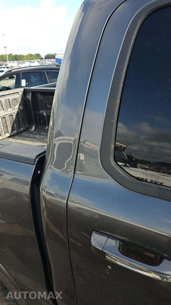 2022 Ram 1500 Laramie Crew Cab Short Bed - miniatura 29