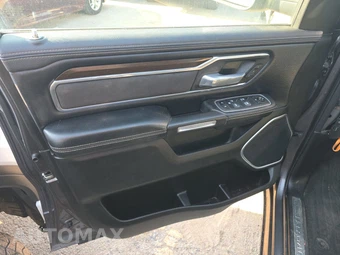 2022 Ram 1500 Laramie Crew Cab Short Bed - miniatura 9