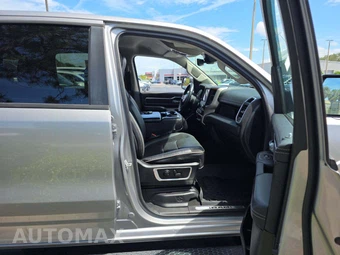2022 Ram 1500 Laramie Crew Cab Short Bed - miniatura 18