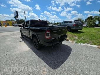 2022 Ram 1500 Laramie Crew Cab Short Bed - miniatura 2